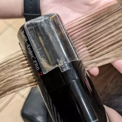 Soin des cheveux au salon de coiffure Couleur du Temps lissage mèches